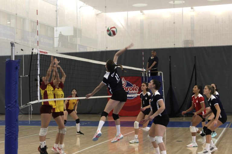 Siguen sumando los líderes, mira los resultados de la 2da fecha del Vóleibol Soprole UC