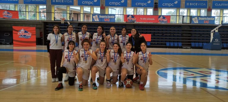 Doblete en Damas y título en Varones del Domingo Matte en el Básquetbol Soprole UC