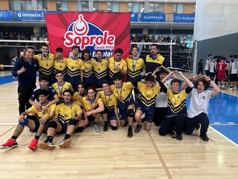 Saint George le quita la corona del Vóleibol Soprole UC a Alemán D.S