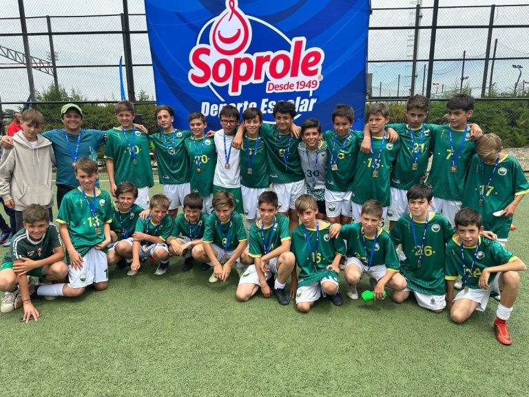 Verbo Divino se tomó revancha y es campeón invicto en Mini Soprole UC
