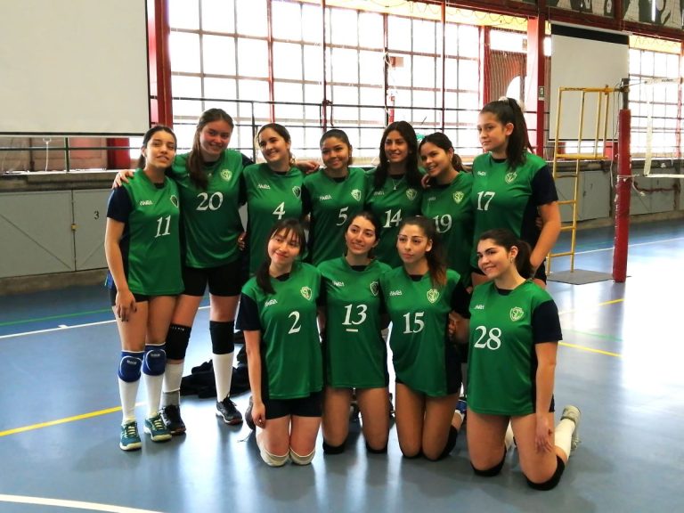 El volei del SC Apoquindo saca pasajes a las semifinales del Ascenso