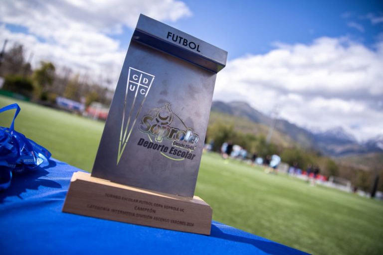 Arranca la fase final del Fútbol Honor Soprole UC