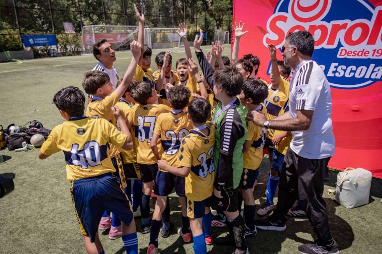 Definidos los campeones en el Fútbol Mini y Damas Soprole UC