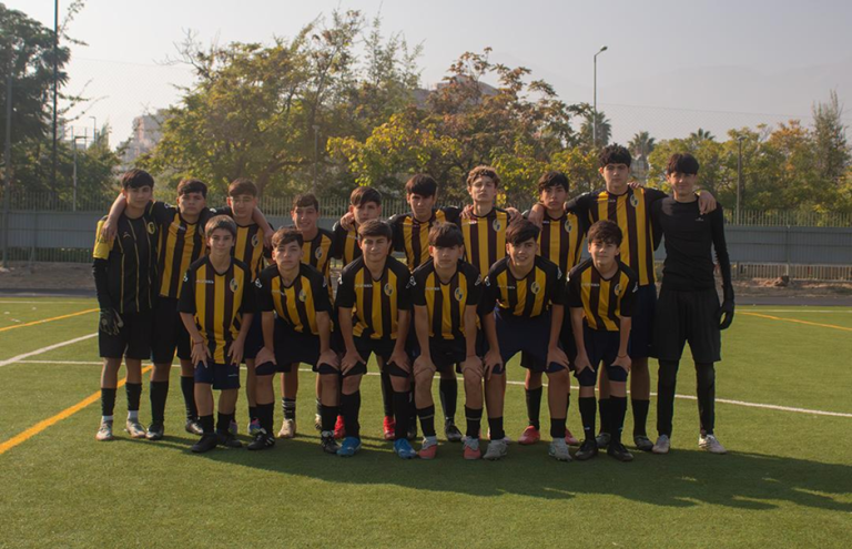 Fútbol Soprole UC: Seminario Pontificio Menor logró gran contundencia ante San Pedro Nolasco